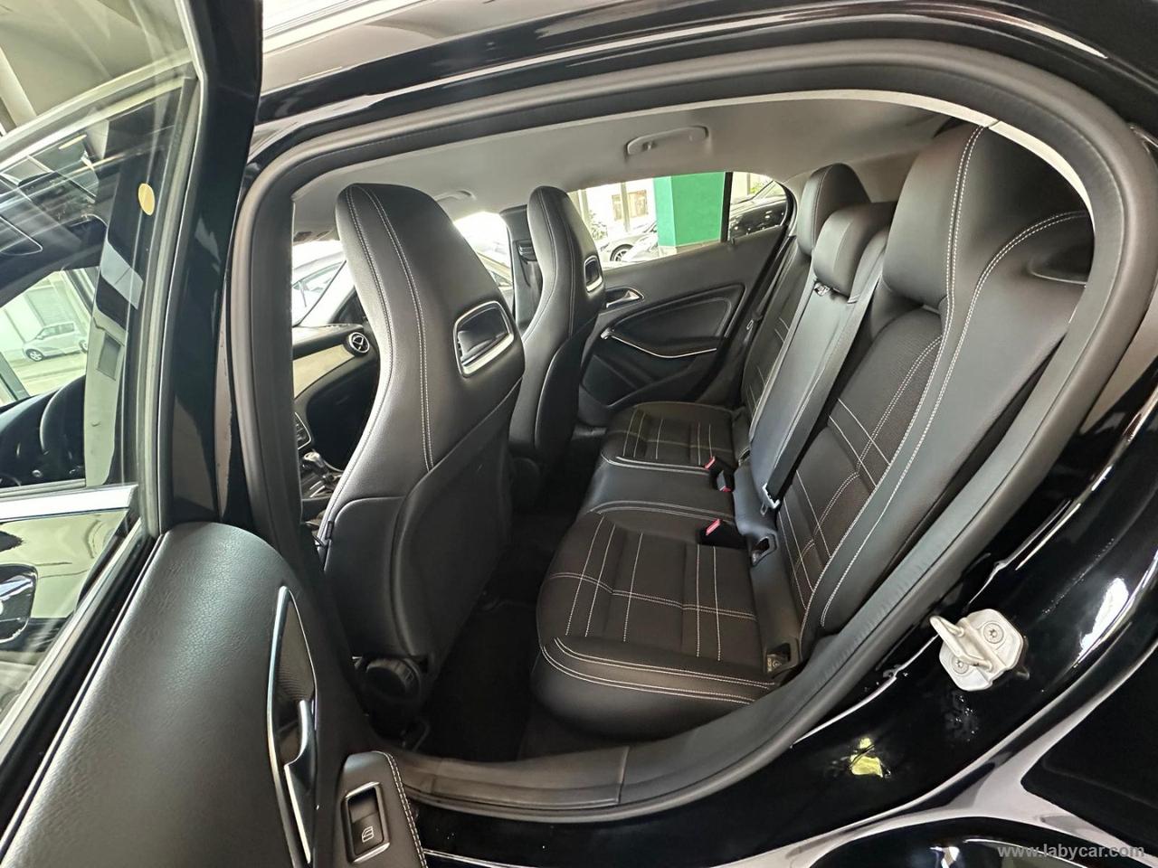 MERCEDES-BENZ GLA 200 d Sport