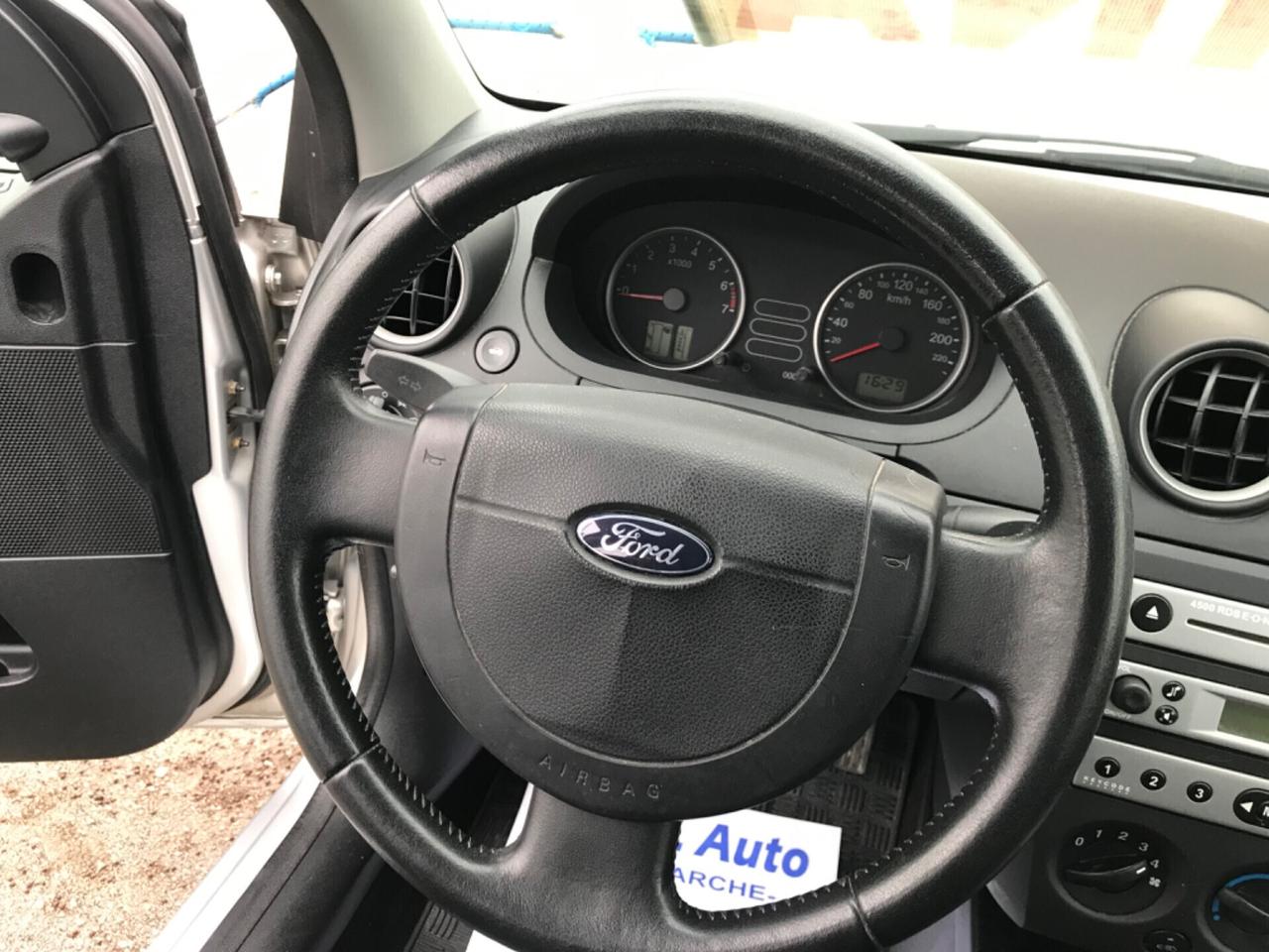 Ford Fiesta 1.2 16V 5p. Ghia par al nuovo