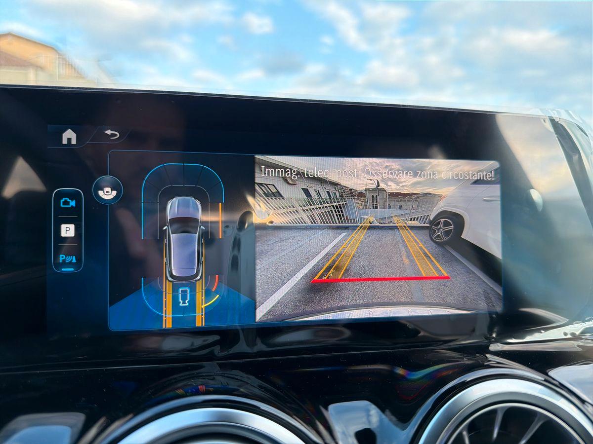 Mercedes-Benz GLA 180 d Automatic