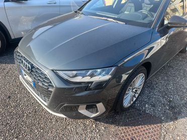 Audi A3 Sedan 30 TFSI S tronic line edition