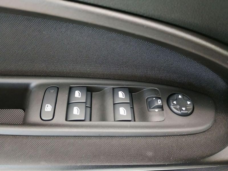 FIAT 600 600 Hybrid 100 CV DCT MHEV