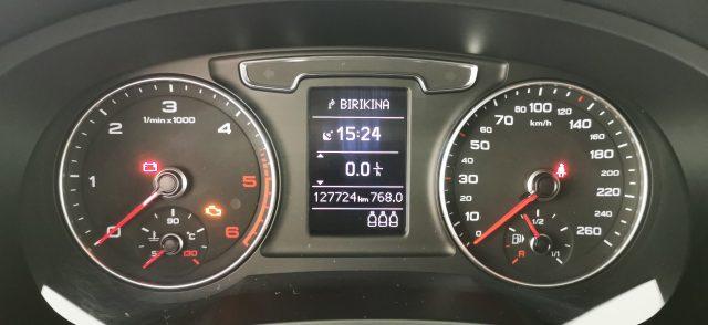 AUDI Q3 2.0 TDI 120 CV Business