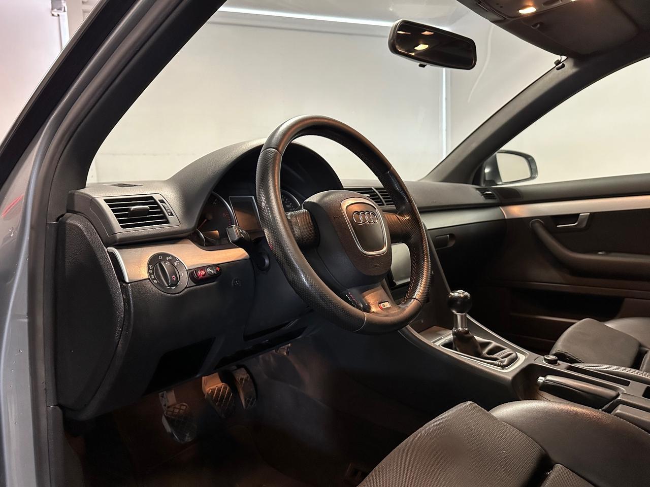 AUDI A4 BERLINA 1.9 S-LINE 116CV UNIPRO PRONTA CONSEGNA