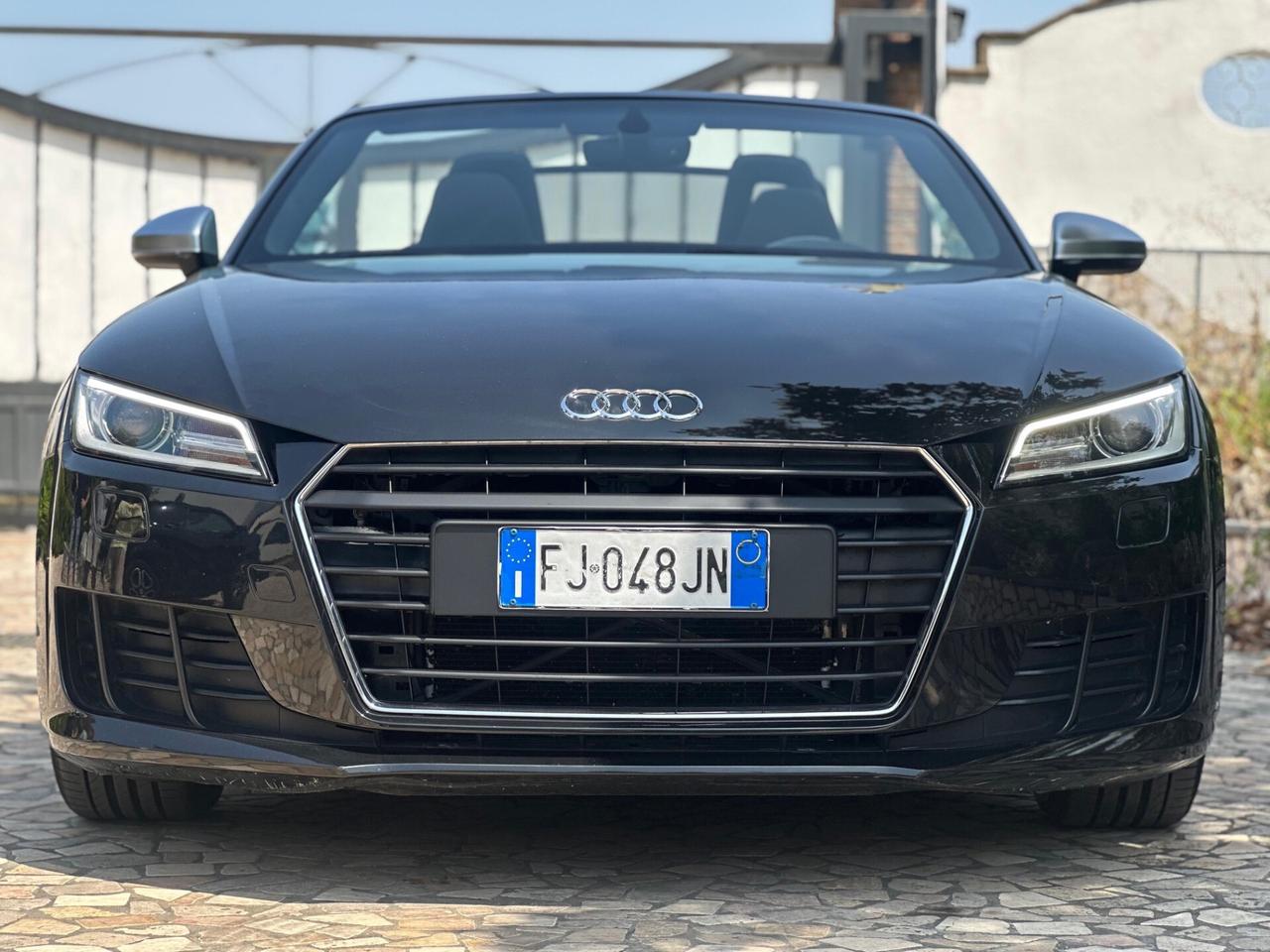 Audi TT Roadster 2.0 TDI 184CV ultra Design 2016