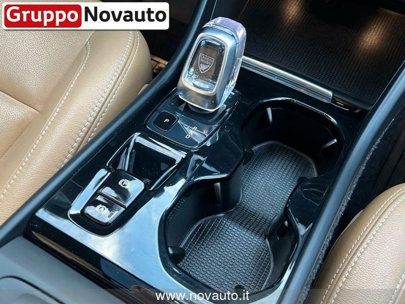 Volvo XC40 XC40 T4 Geartronic Inscription