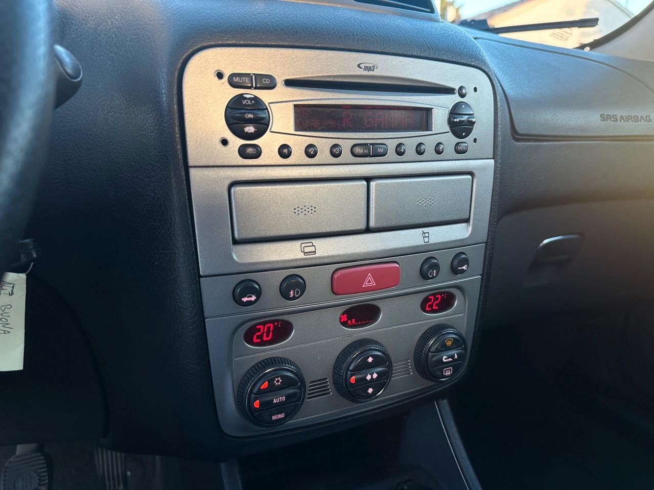 Alfa Romeo 147 1.9 JTD (120) 5 porte Distinctive *cerchi GTA
