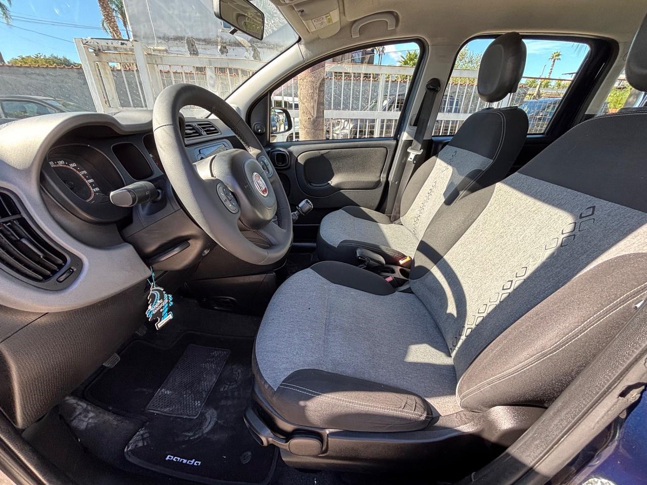 FIAT PANDA 1.2 GPL 2017 LOUNGE