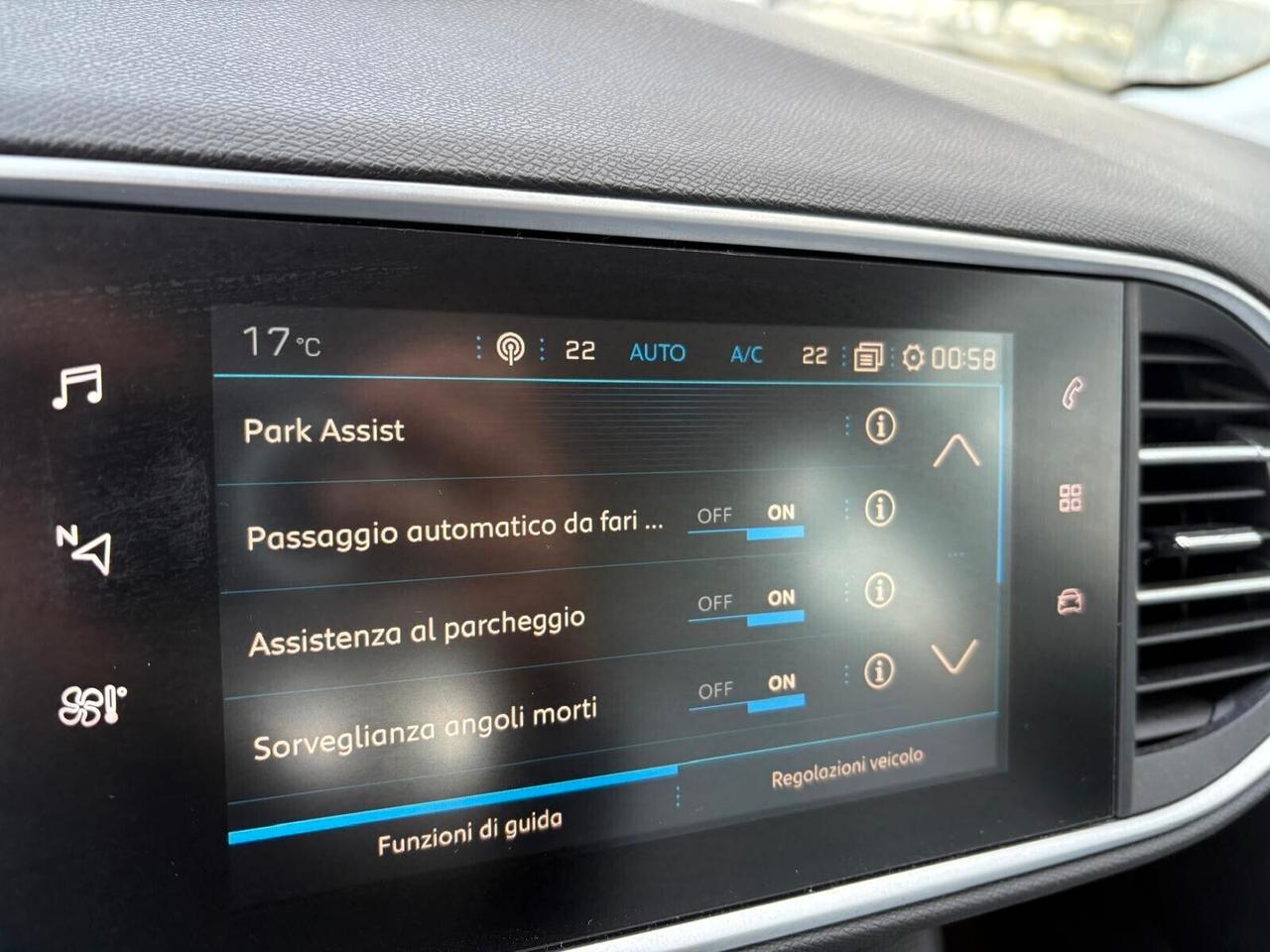 Peugeot 308 SW ALLURE BlueHDi 130 EAT6 SPOTICAR