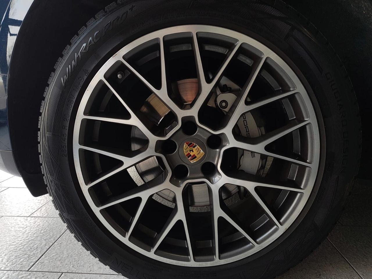 Porsche Macan 3.0 S Diesel SPORT CHRONO