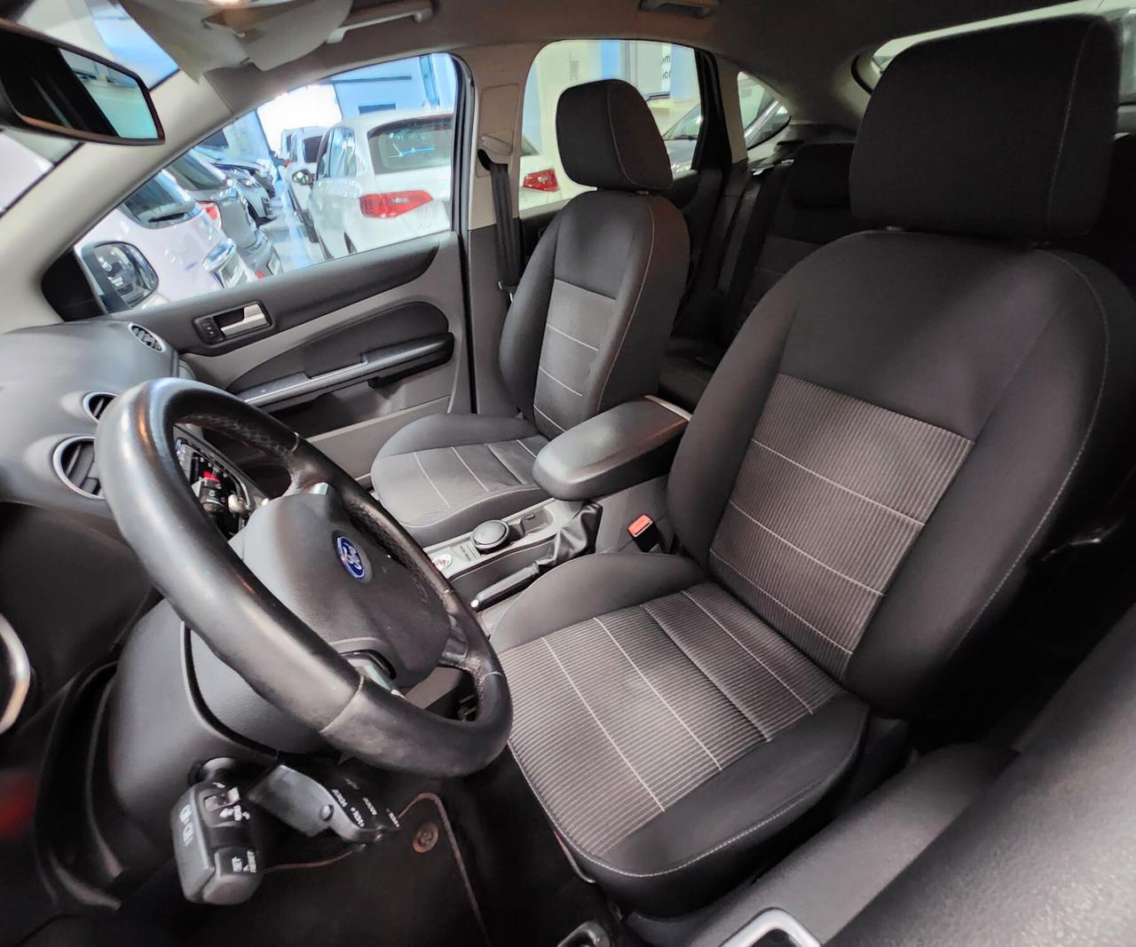 Ford Focus 1.6 TDCi (110CV) 5p. Tit. DPF