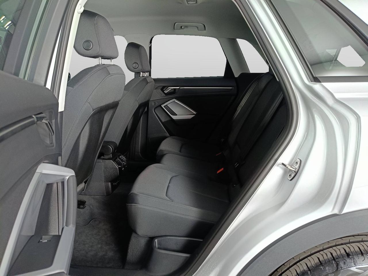 AUDI Q3 II 2018 - Q3 35 1.5 tfsi Business s-tronic