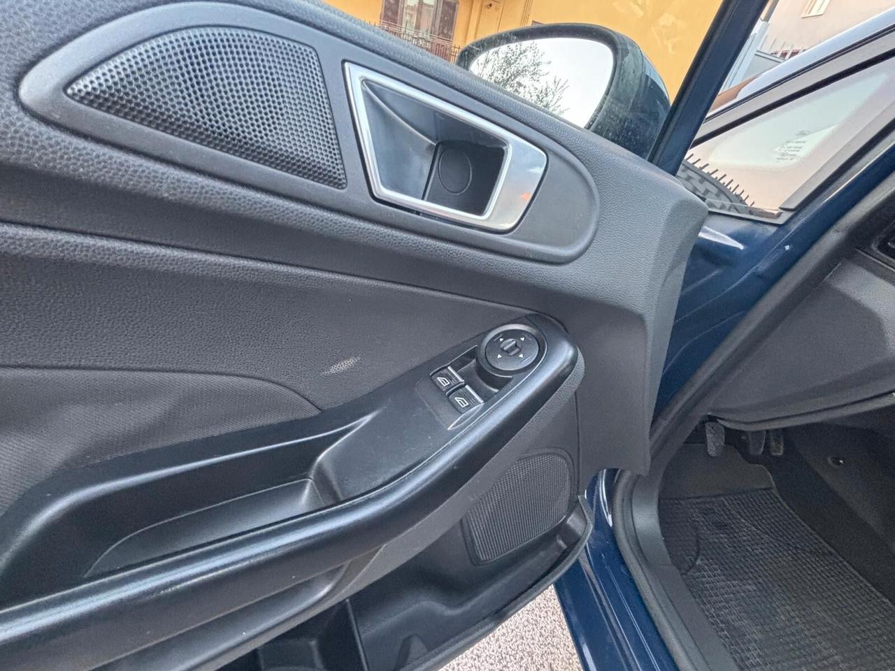 Ford Fiesta 1.5 TDCi 75CV 5 porte