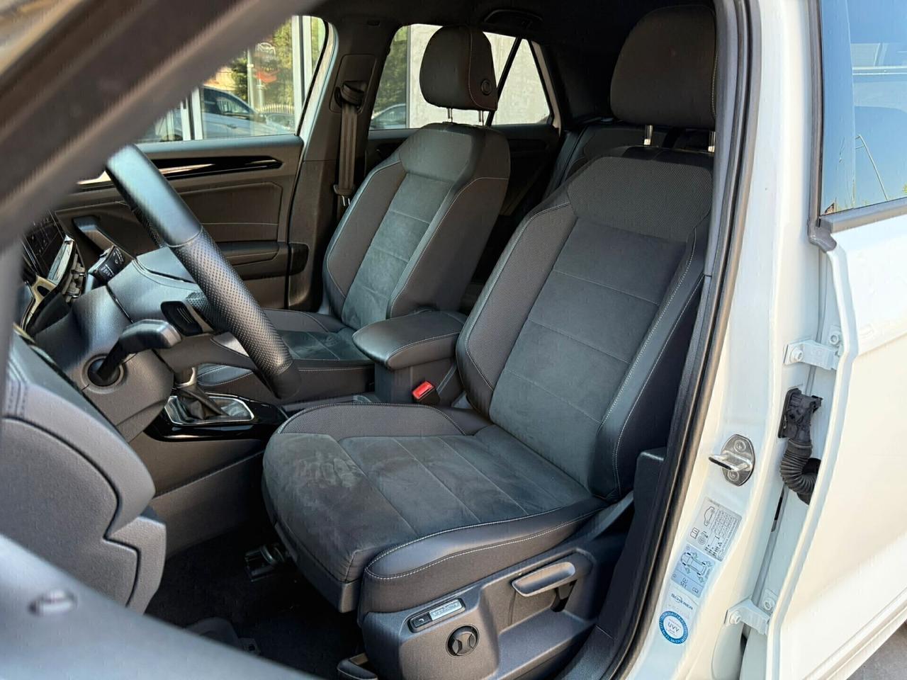 Volkswagen T-Roc 2.0 TDI SCR 150 CV DSG R-Line