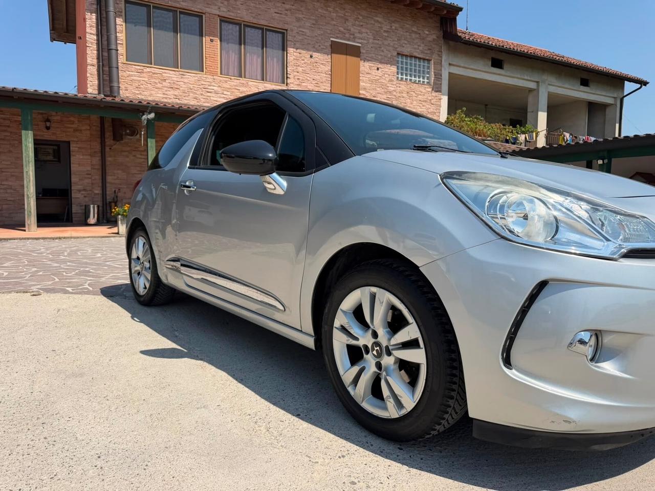 DS3 3 PureTech 82 Chic neopatentati
