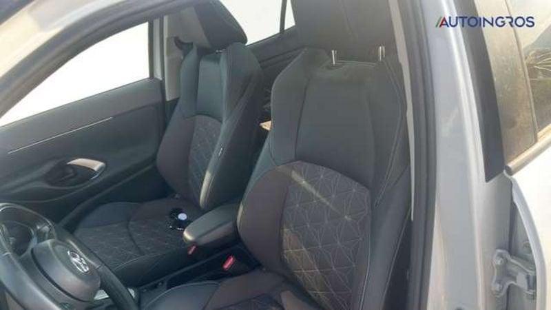 Toyota Yaris Cross 1.5 H Lounge