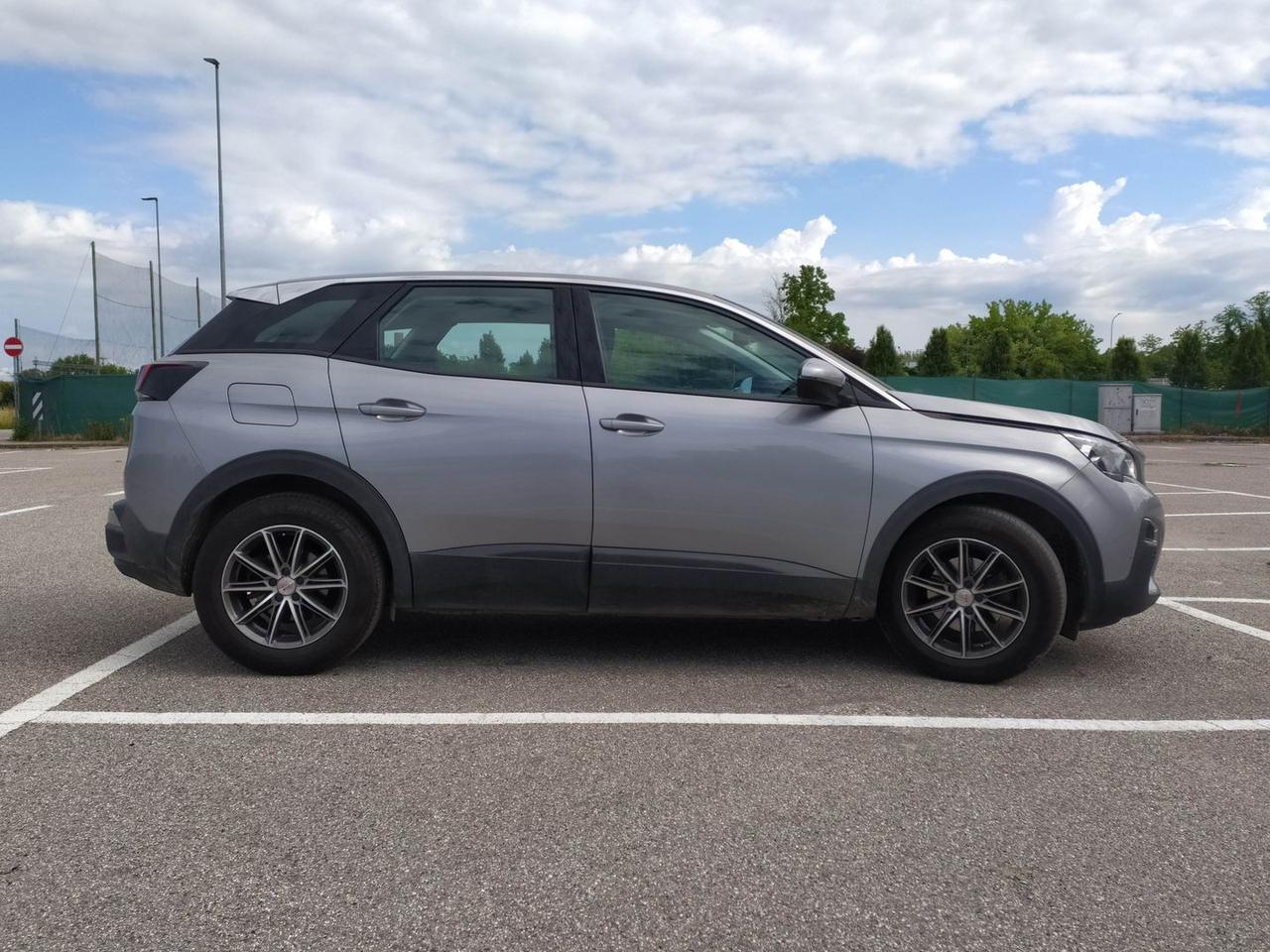 Peugeot 3008 Active 1.5 Blue HDI 130
