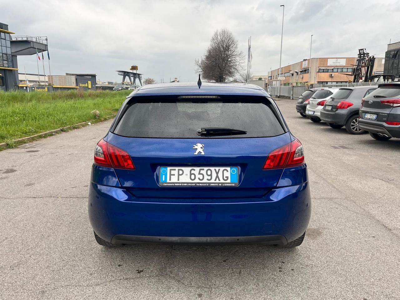 Peugeot 308 BlueHDi 120 S&S Allure