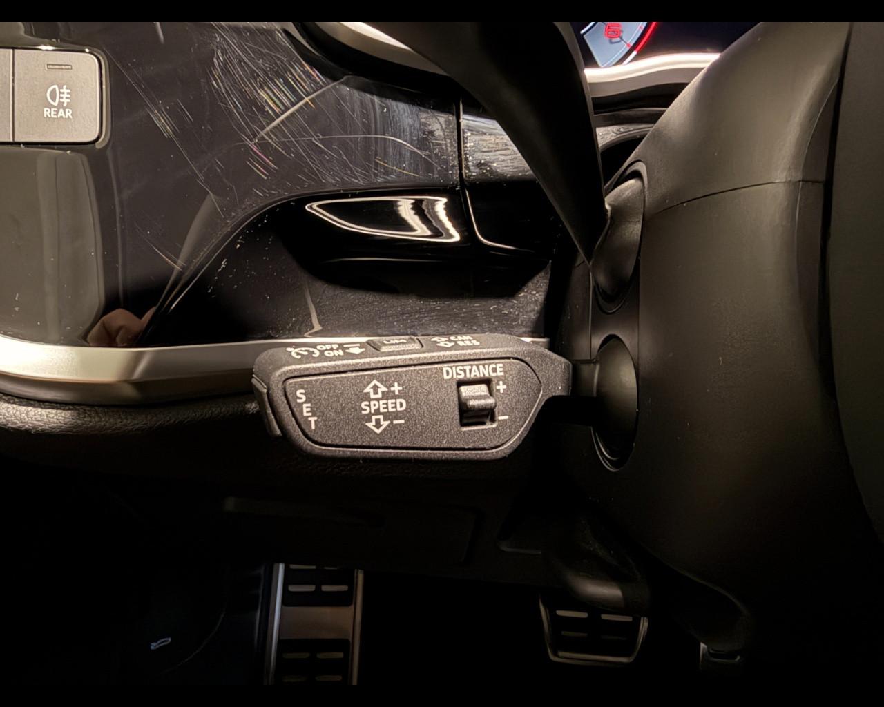 AUDI Q3 SPORTBACK 35 TDI S-TRONIC S-LINE EDITION