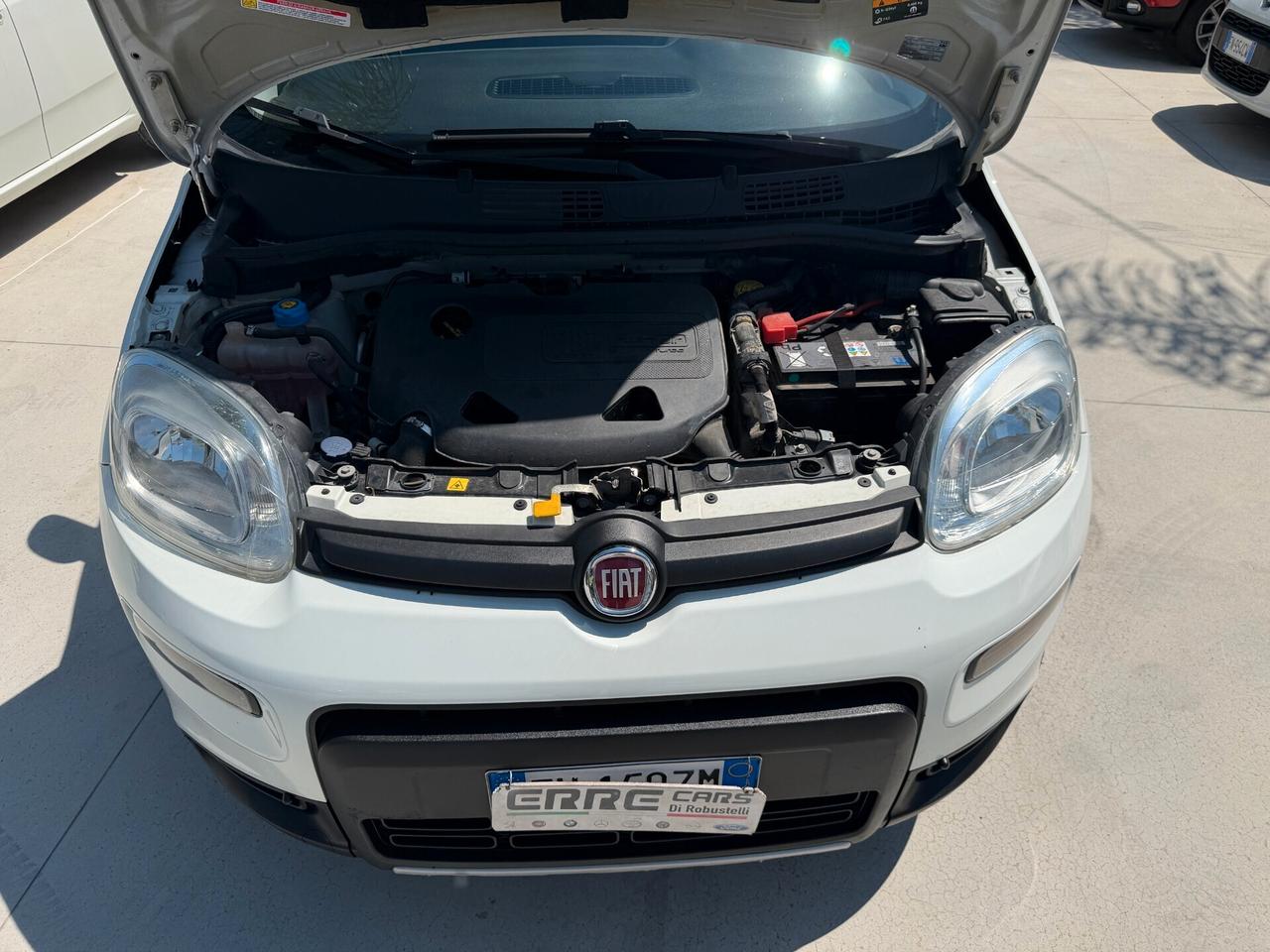 FIAT PANDA 4x4 2019 900 BENZ *ELD *POCO GRANDINATA
