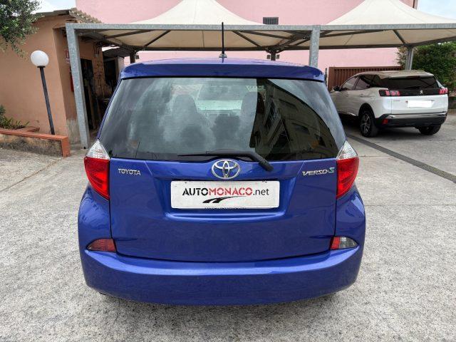 TOYOTA Verso-S 1.4D MT Lounge