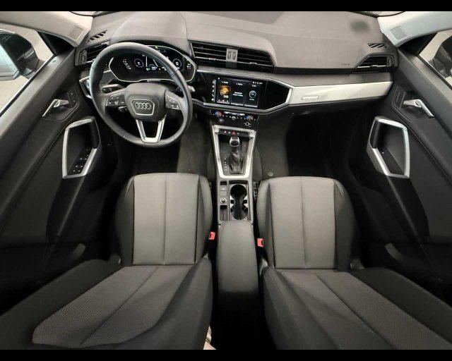 AUDI Q3 35 TFSI S tronic Business Advanced