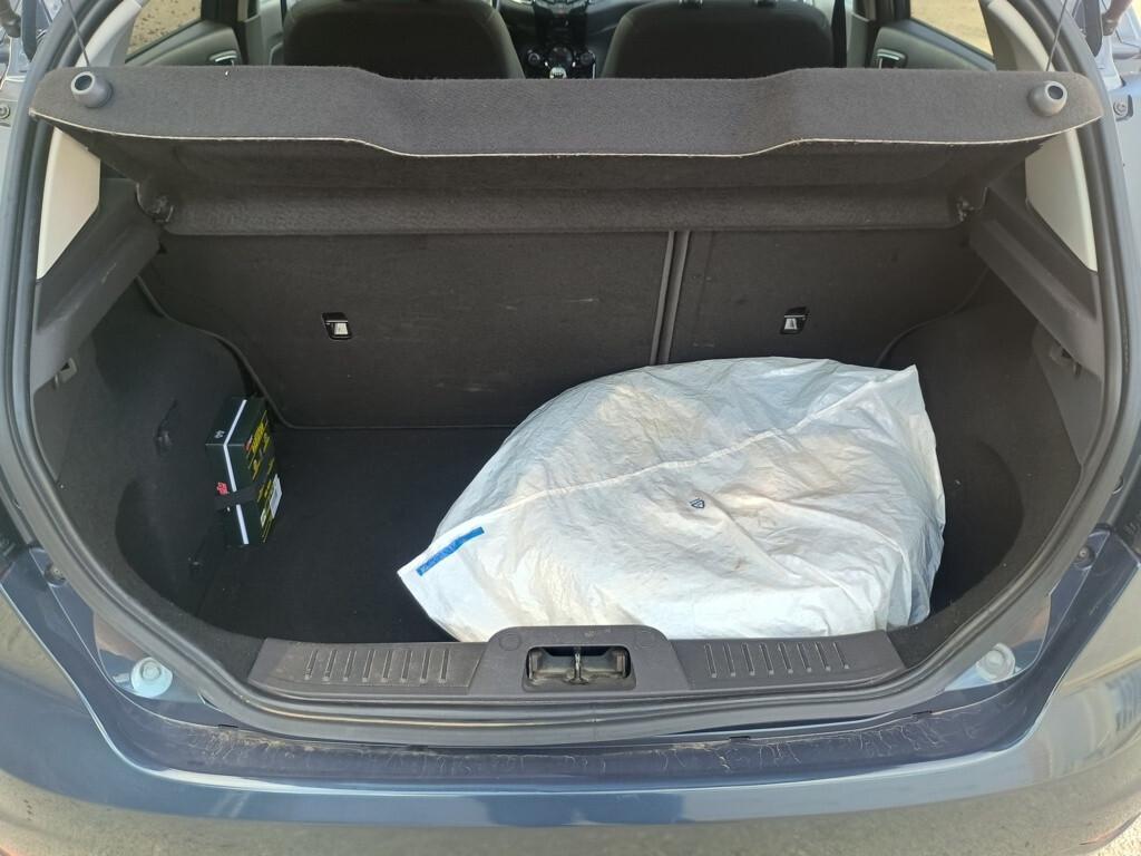 Ford Fiesta 1.4 5p. Bz.- GPL Titanium