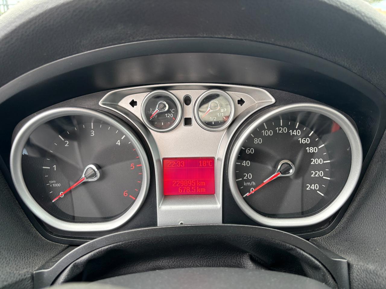 Ford Kuga Kuga+ 2.0 TDCi 136 CV 2WD DPF