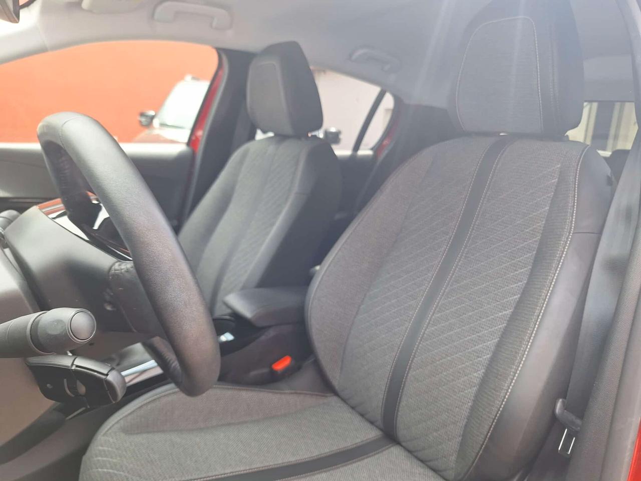 Peugeot 208 PureTech 100 Stop&Start 5 porte GT Pack