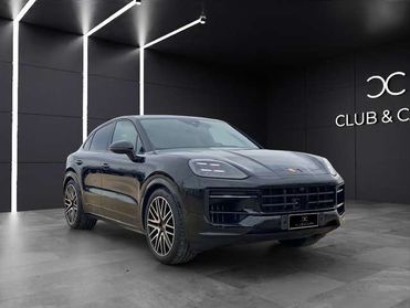 Porsche Cayenne Coupe 3.0 e-hybrid Black Edition C 22/SCARICHI