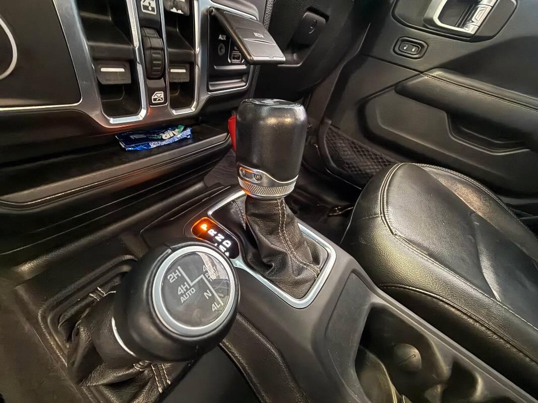 Jeep Wrangler Unlimited 2.2 mjt II Sahara auto