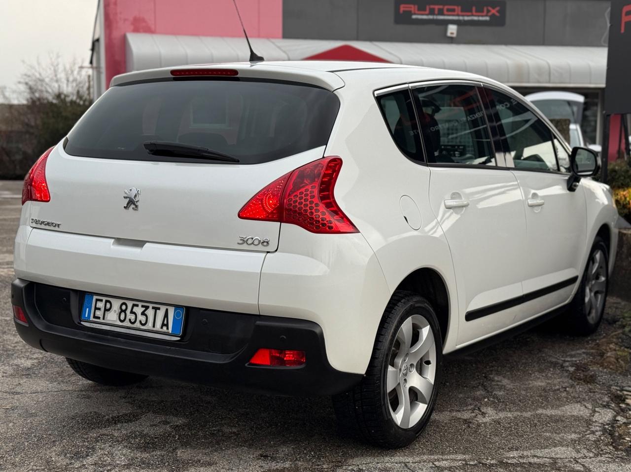 Peugeot 3008 1.6 HDi 115CV Allure 147.000Km