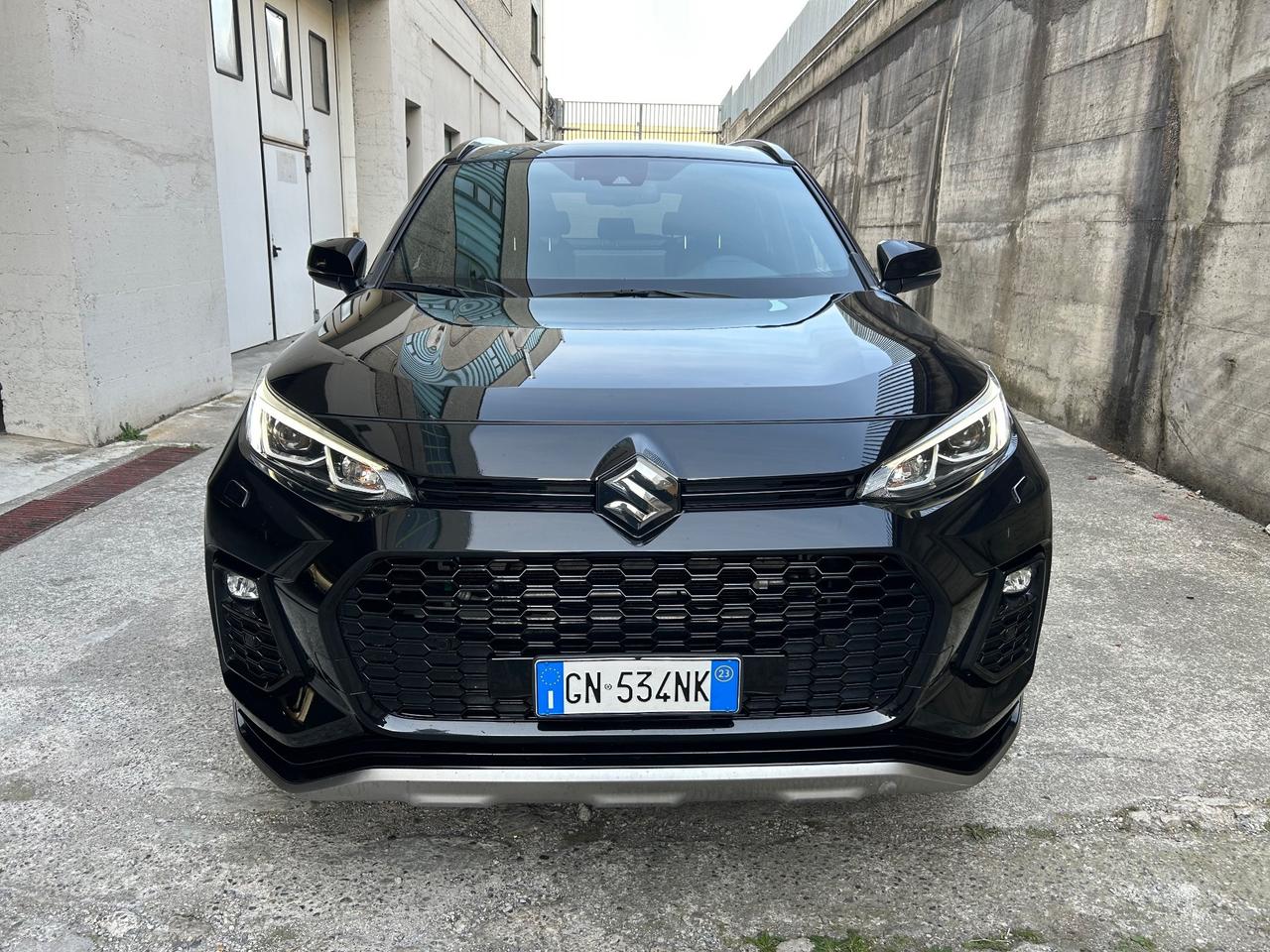 Suzuki Across 2.5 Plug-in Hybrid E-CVT 4WD Top