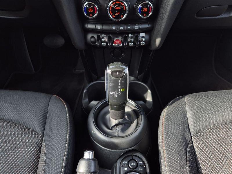 MINI Mini 3p 1.5 Cooper Essential auto