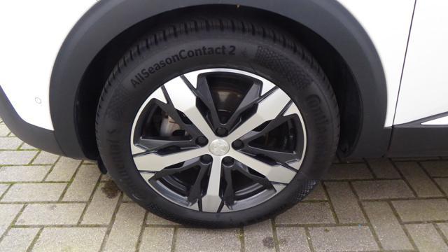 PEUGEOT 3008 BlueHDi 120 S&S EAT6 Allure