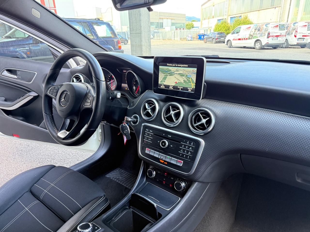 Mercedes-benz A 180 Sport 122cv Benzina