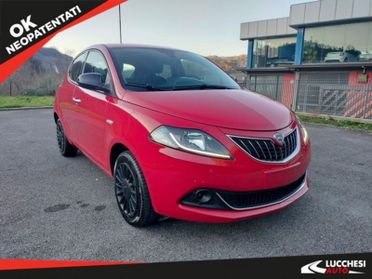 Lancia Ypsilon 1.0 FireFly 5 porte S&S Hybrid Silver GPL!!
