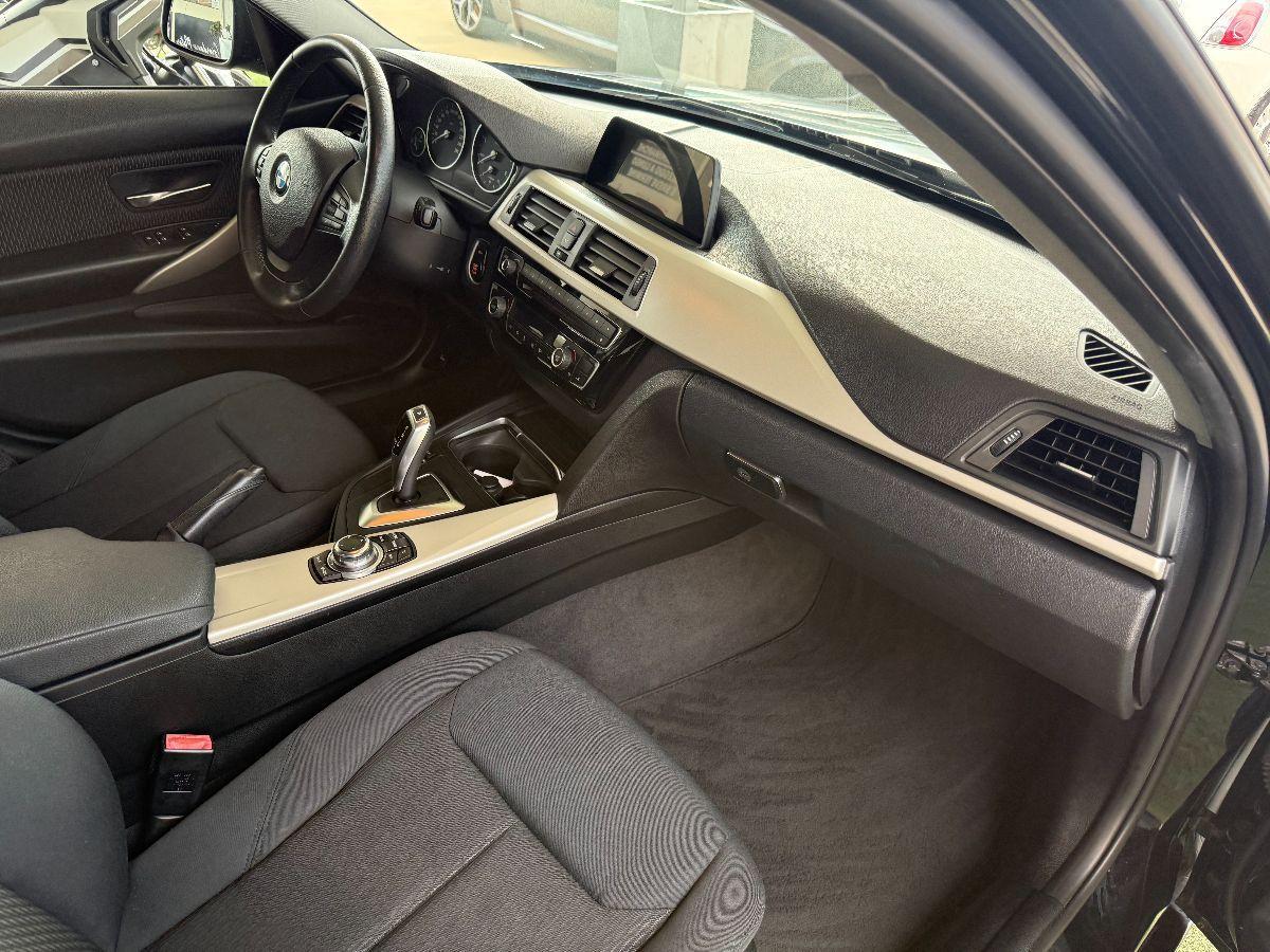 BMW - Serie 3 Touring 318d Touring Business Advantage auto