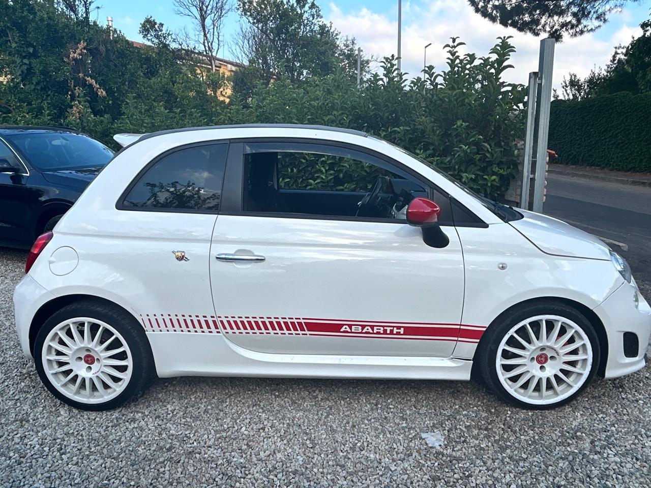 Abarth 500 C 1.4 Turbo T-Jet MTA Bicolore