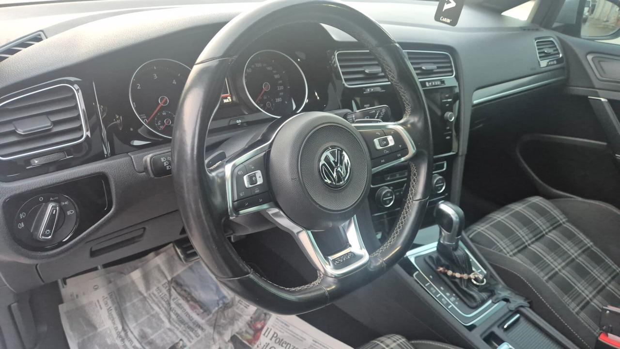 Volkswagen Golf GTI 2.0 TDI DSG 5p. Executive BlueMotion Technology