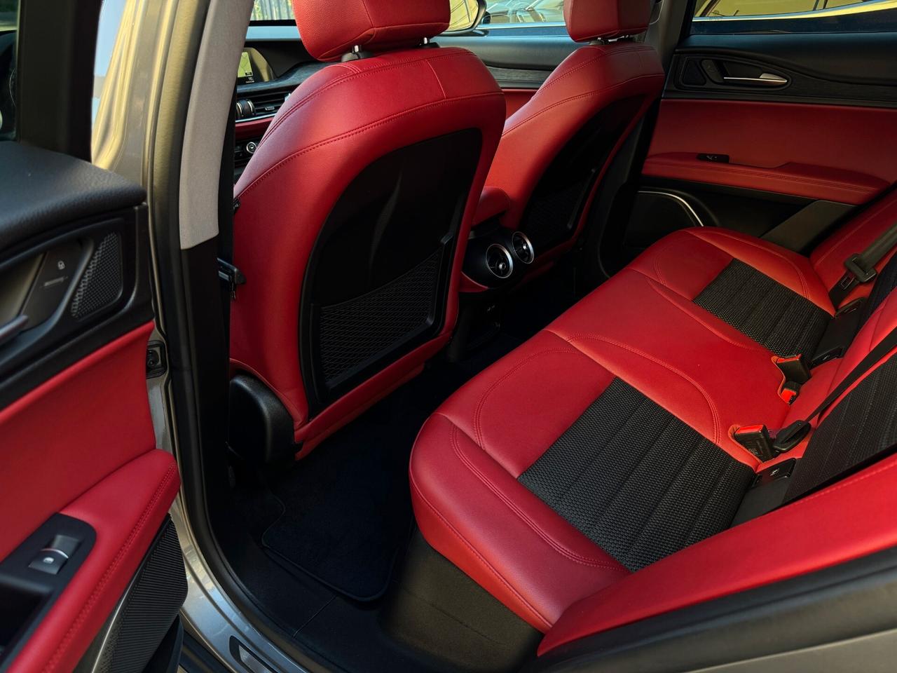 Alfa Romeo Stelvio 2.2 Turbodiesel 210 CV AT8 Q4 Executive
