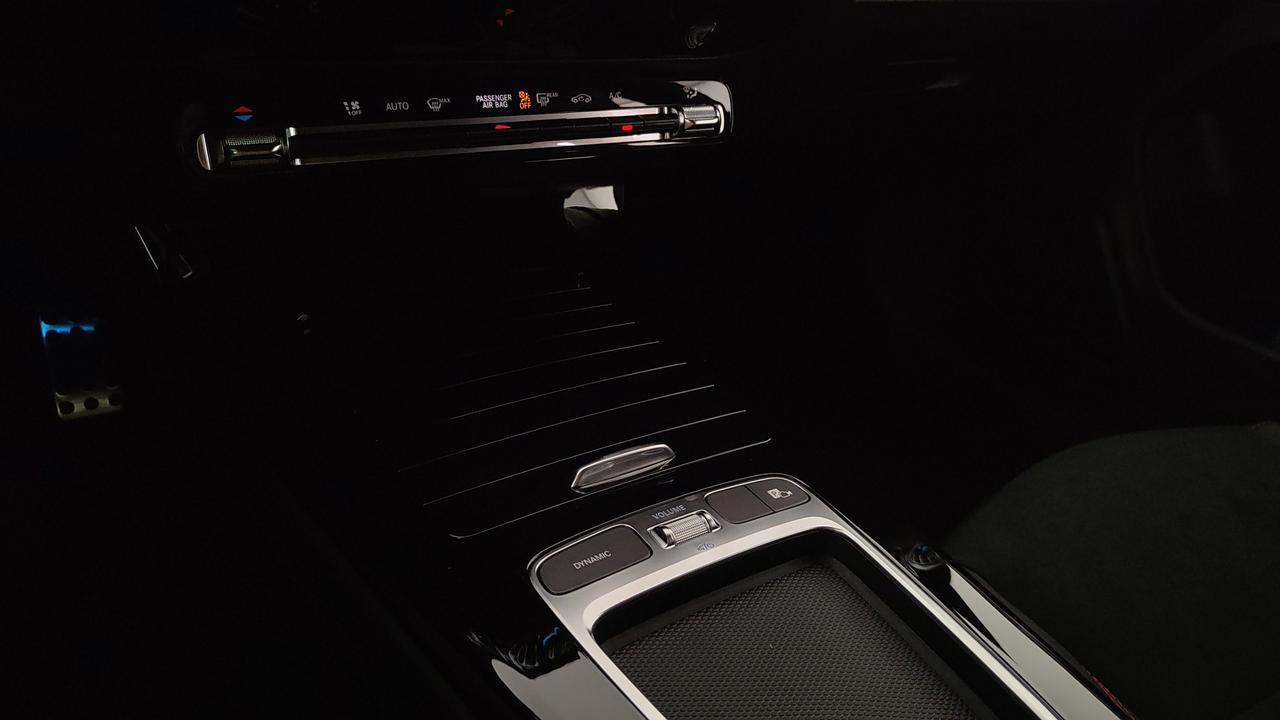 Mercedes-Benz CLA Shooting Brake 200 d AMG Line Advanced Plus auto