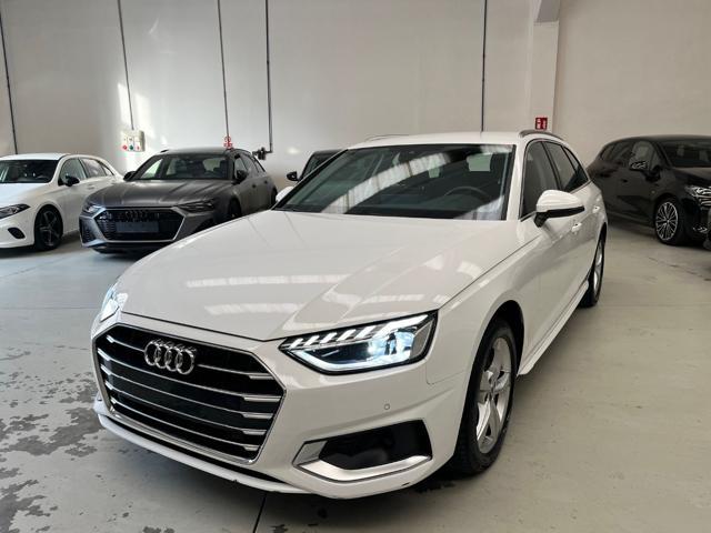 AUDI A4 Avant 30 TDI/136 CV S tronic Business Advanced