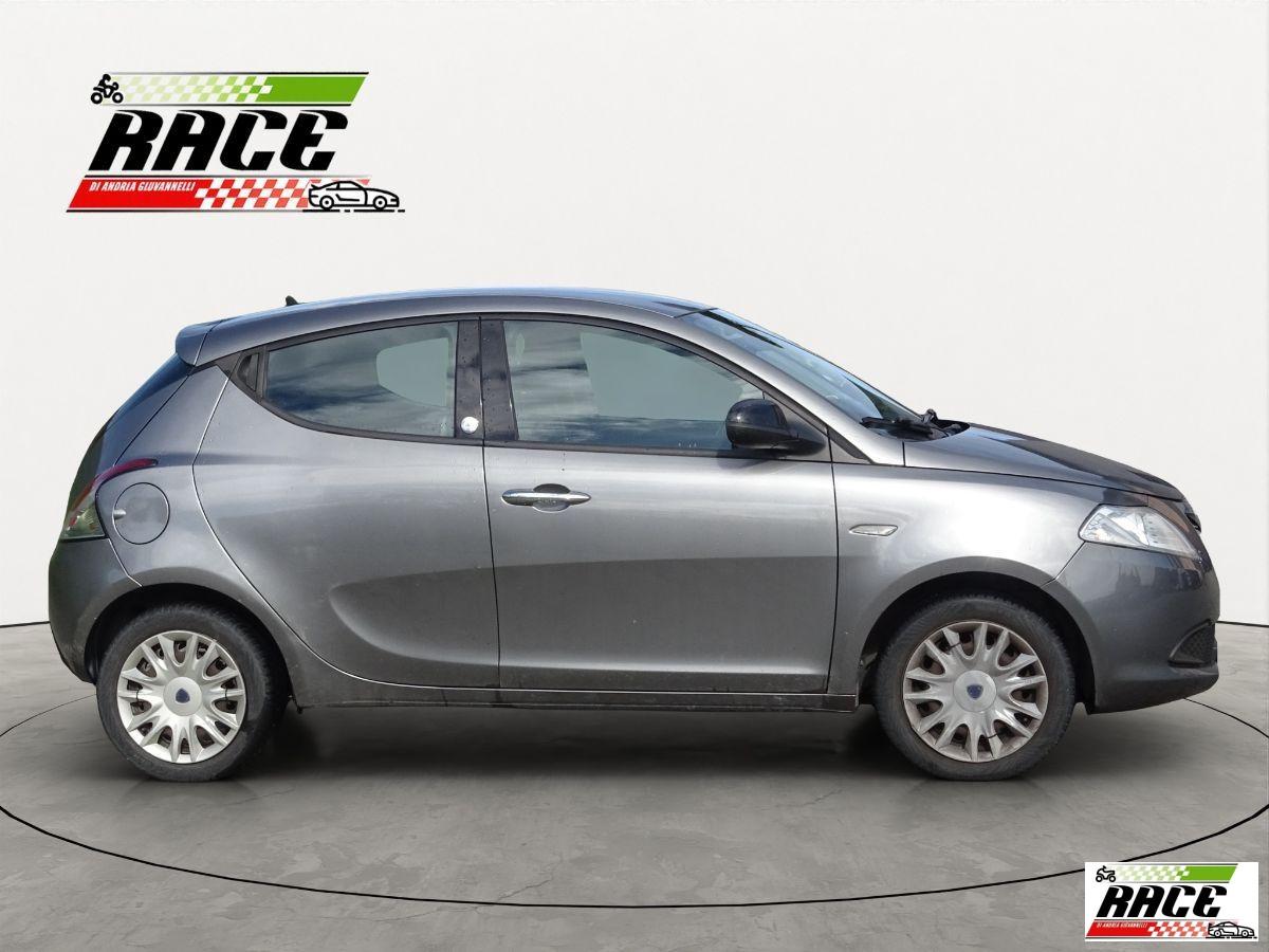 LANCIA - Ypsilon - 1.2 69 CV 5 porte GPL Ecochic Gold