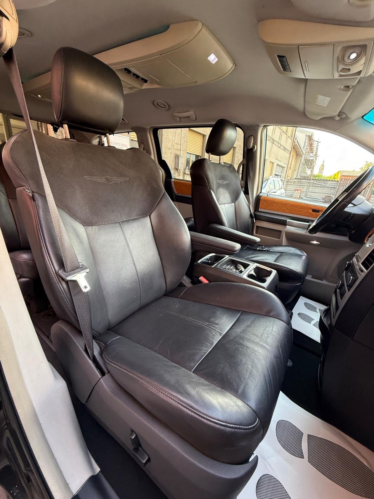 Chrysler Voyager Grand 2.8 CRD cat Limited Auto