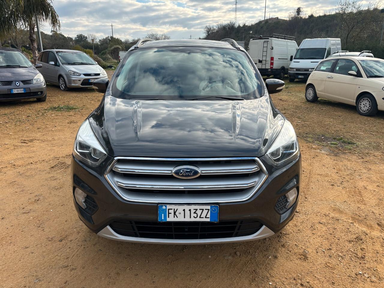 Ford Kuga 1.5 TDCI 120 CV S&S 2WD Titanium