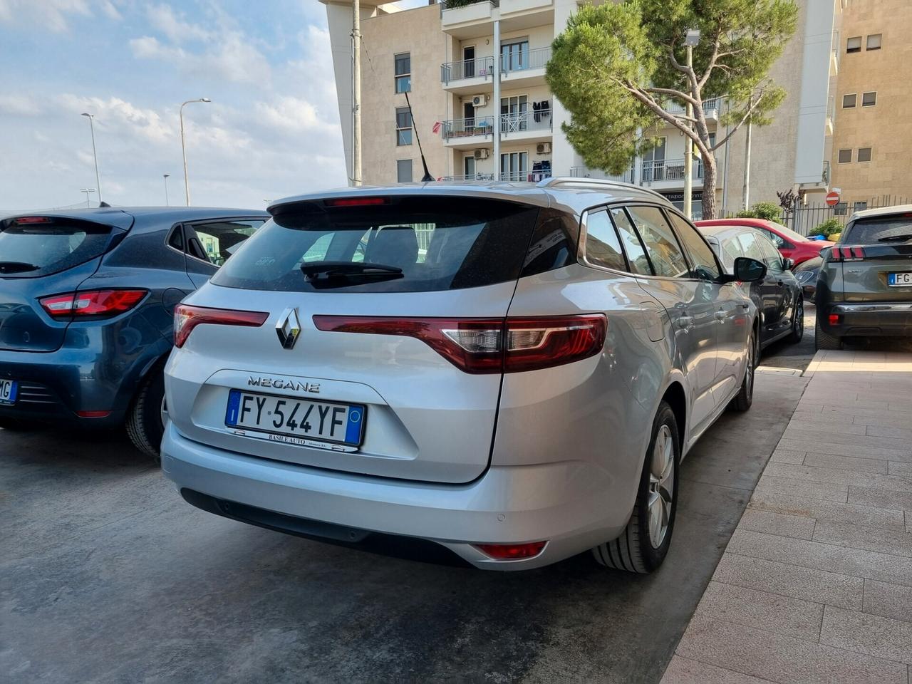 Renault Megane Mégane Sporter Blue dCi 115 CV EDC Business