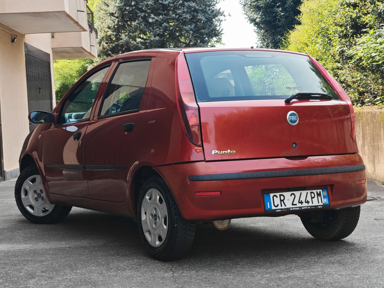Fiat Punto 1.2 BENZINA 60cv / 110.000km / Neop.
