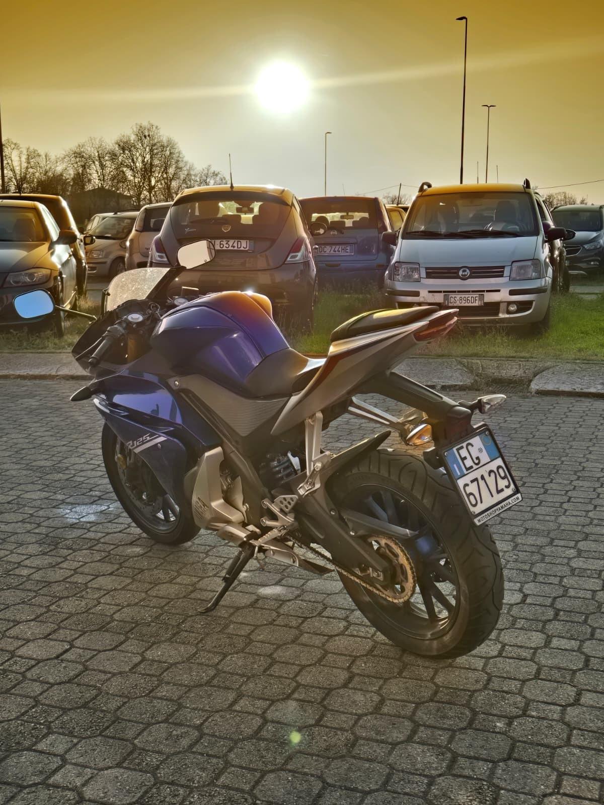 Yamaha YZF R125