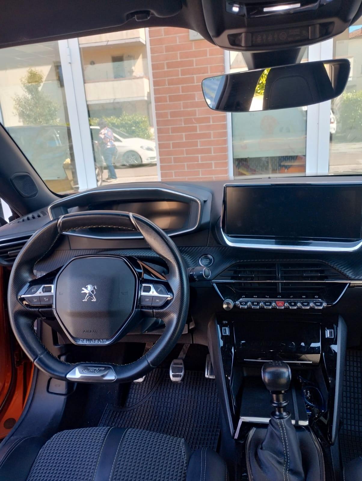 Peugeot 2008 BlueHDi 110 S&S GT