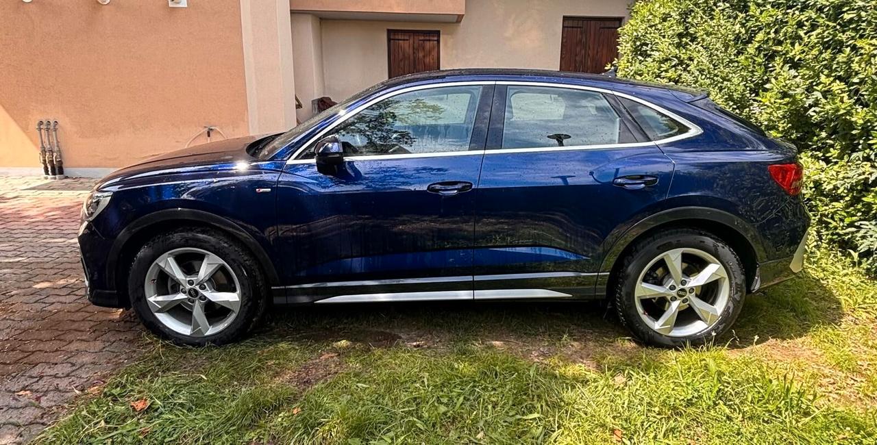 Audi Q3 S Line SPB 35 TDI S tronic Business Plus